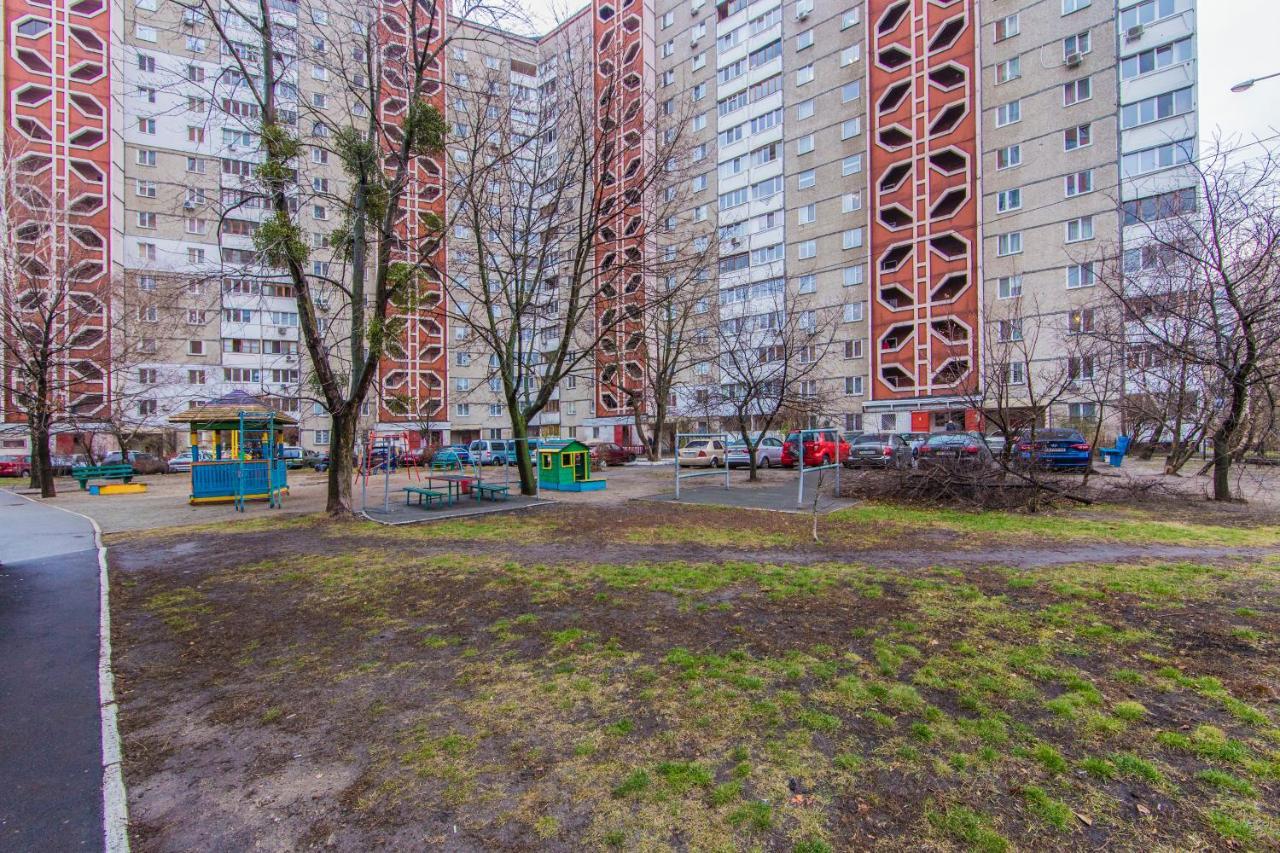 Уютная, Просторная Видовая Трехкомнатная Квартира Возле Метро Академгородок На 6 Мест Κίεβο Εξωτερικό φωτογραφία