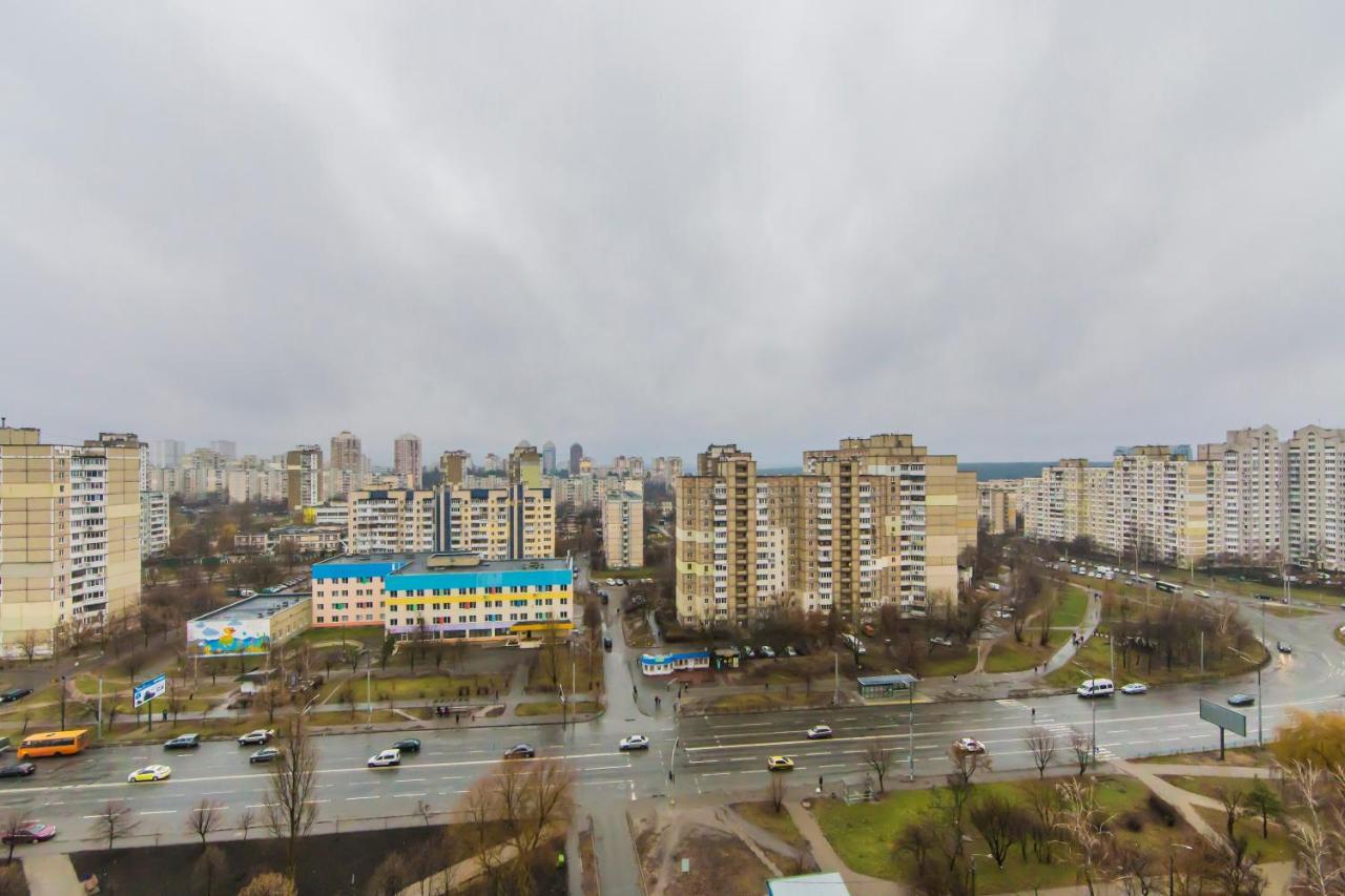 Уютная, Просторная Видовая Трехкомнатная Квартира Возле Метро Академгородок На 6 Мест Κίεβο Εξωτερικό φωτογραφία